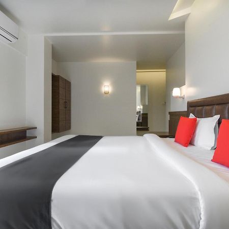 Oyo Flagship Hotel Shreeyash Executive Mangvadi Exteriör bild