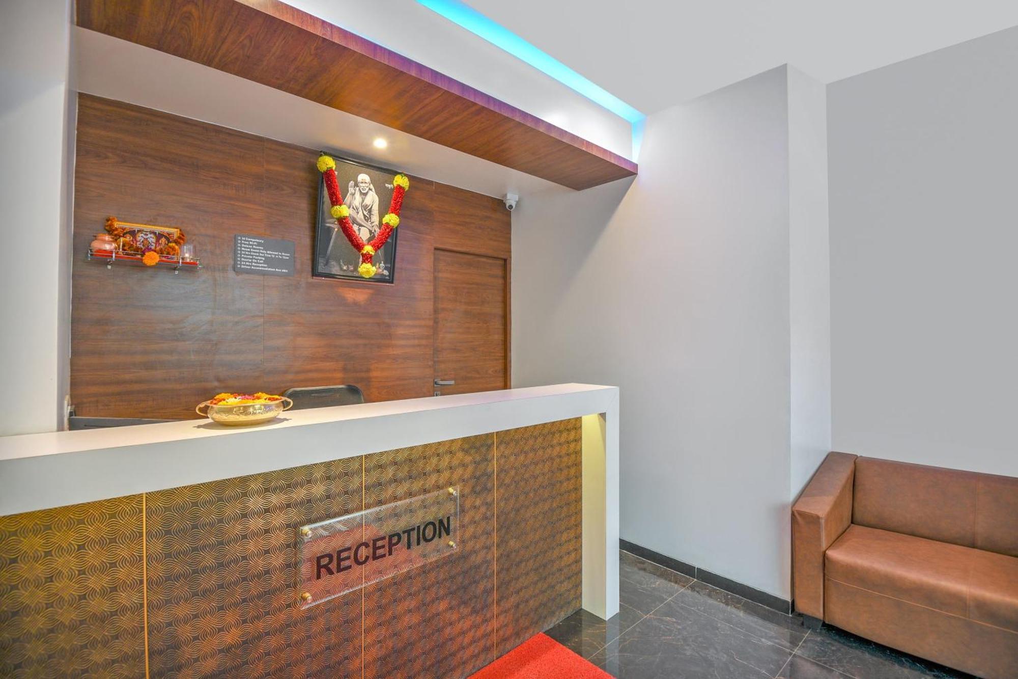 Oyo Flagship Hotel Shreeyash Executive Mangvadi Exteriör bild