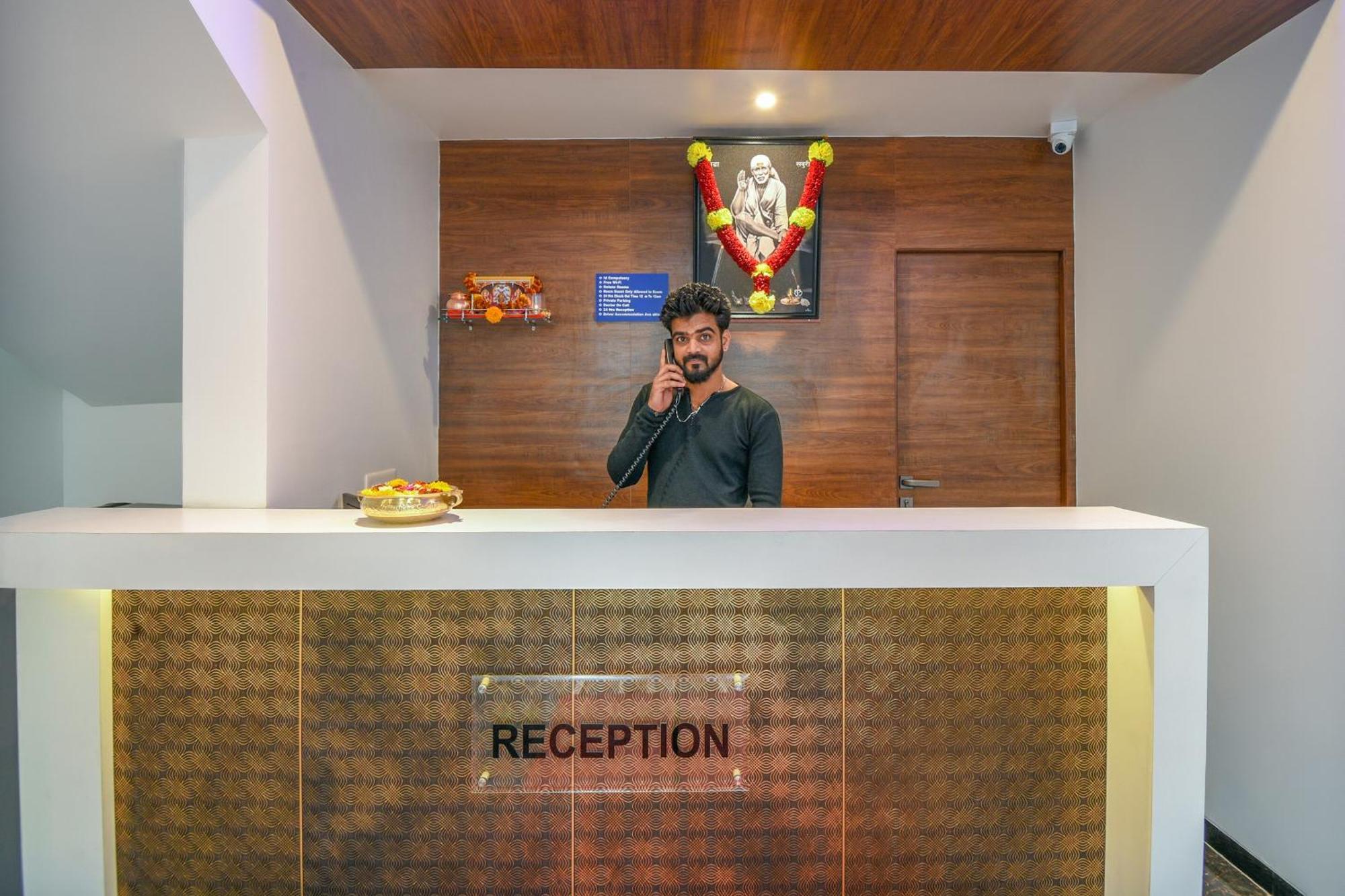 Oyo Flagship Hotel Shreeyash Executive Mangvadi Exteriör bild